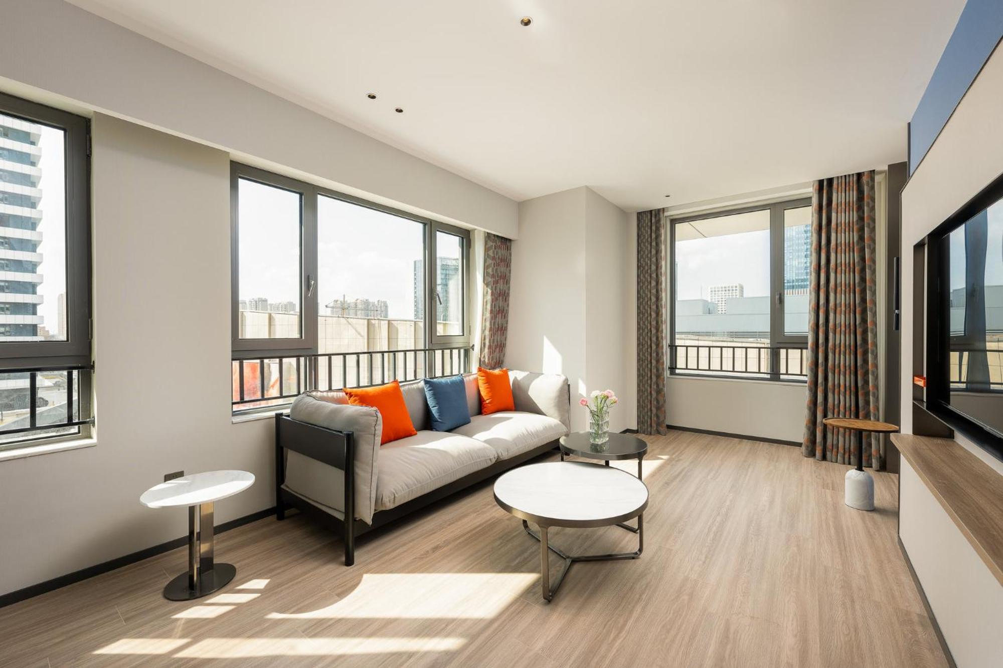 Holiday Inn Express Taizhou City Center By Ihg Екстер'єр фото