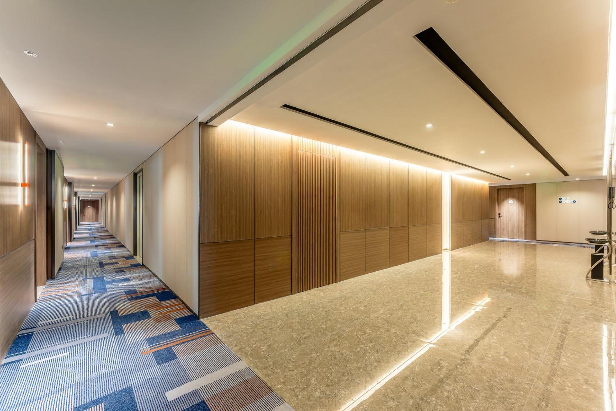 Holiday Inn Express Taizhou City Center By Ihg Екстер'єр фото