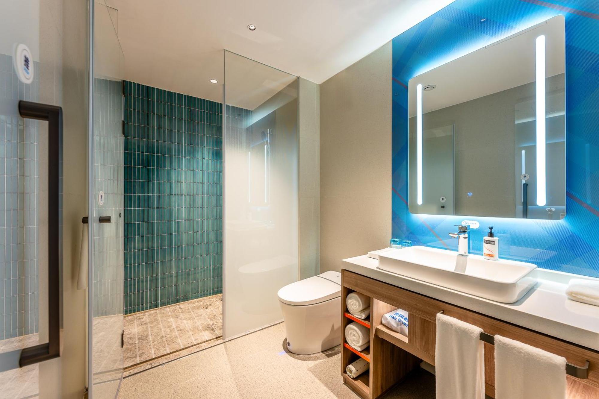 Holiday Inn Express Taizhou City Center By Ihg Екстер'єр фото